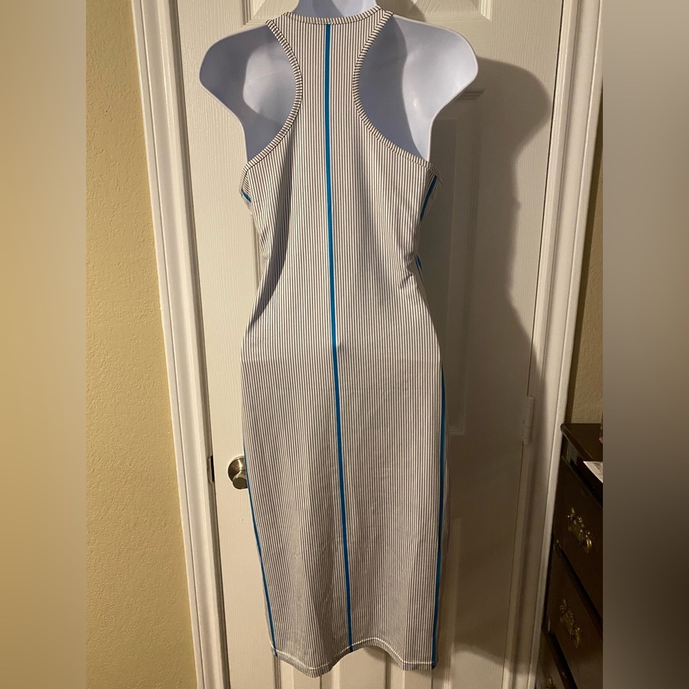 Get ready for them summer nights no sleeve summer dress - Picture 3 of 3